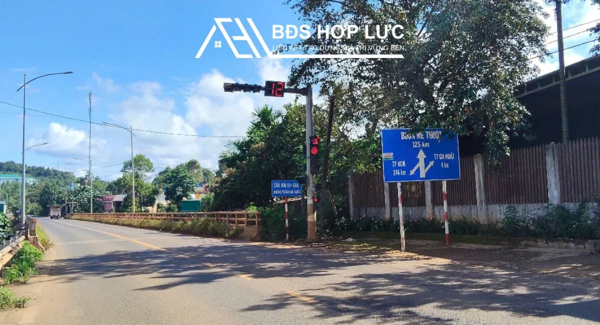 CHO THUÊ KHO/BÃI/ ĐƯỜNG VÕ NGUYÊN GIÁP